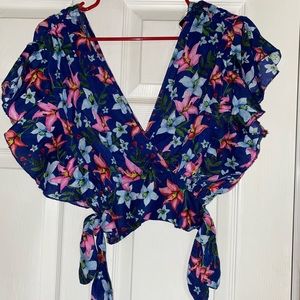 V-neck flowery blouse